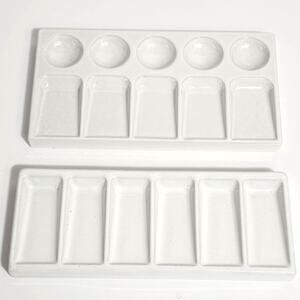 2 Antique Winsor & Newton Ltd Ceramic Palettes 10 and 6 Slots Collectors Grade